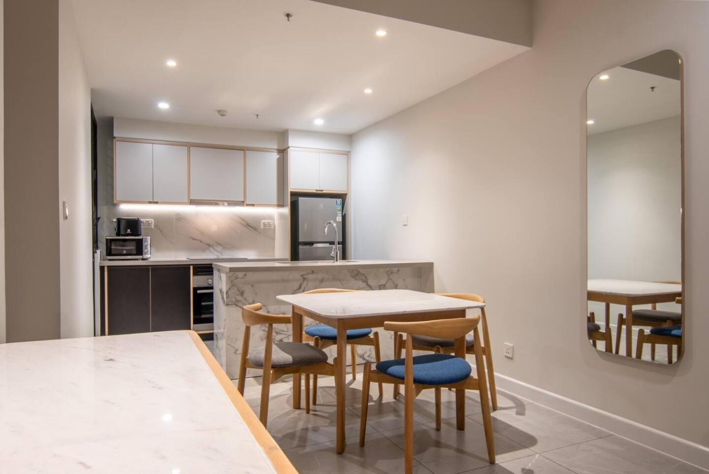 Luxury 2 Or 3Br Apartment In Dist 1 N Pool, Gym, Airport Pickup Ho Si Minh-város Kültér fotó
