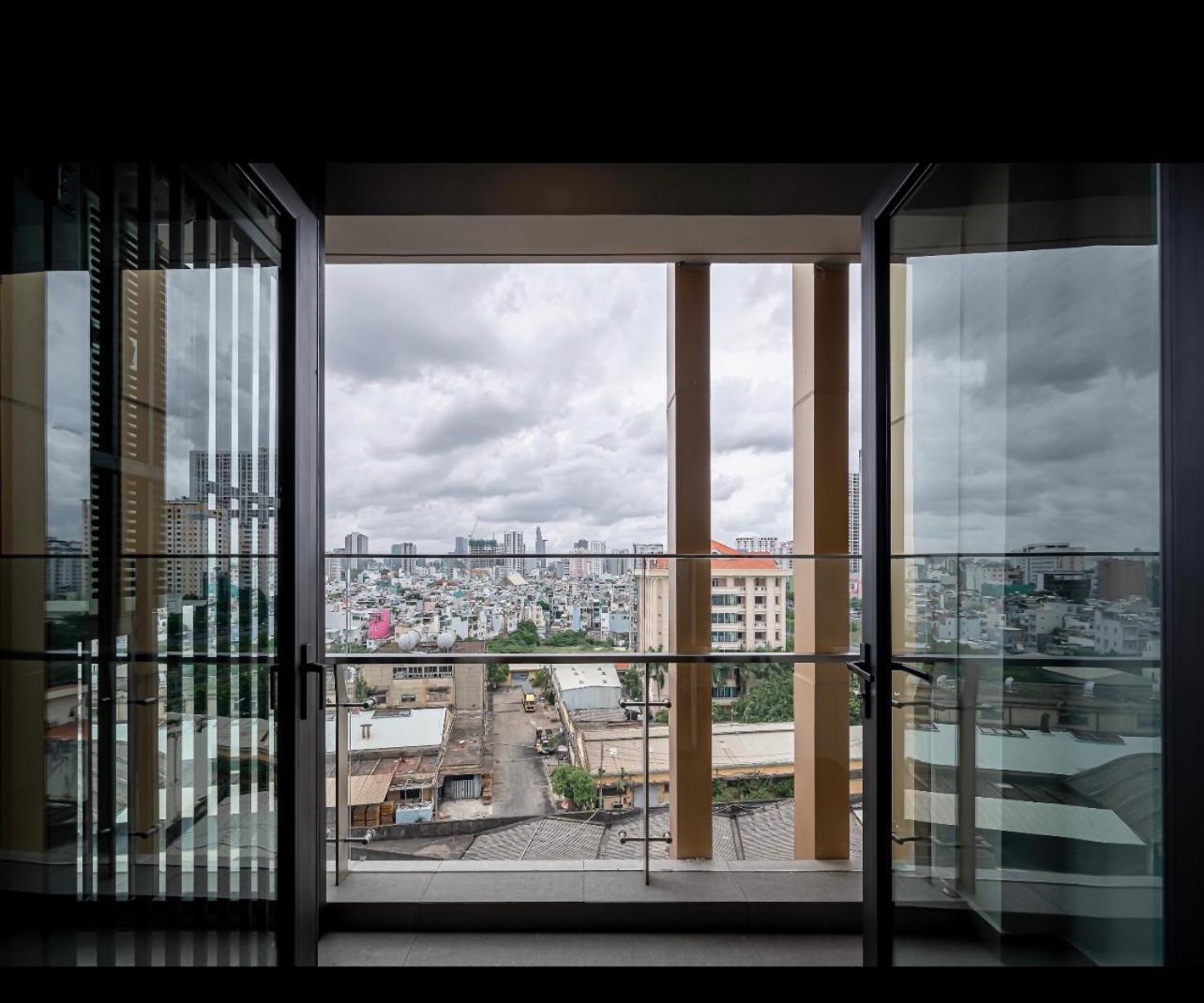 Luxury 2 Or 3Br Apartment In Dist 1 N Pool, Gym, Airport Pickup Ho Si Minh-város Kültér fotó