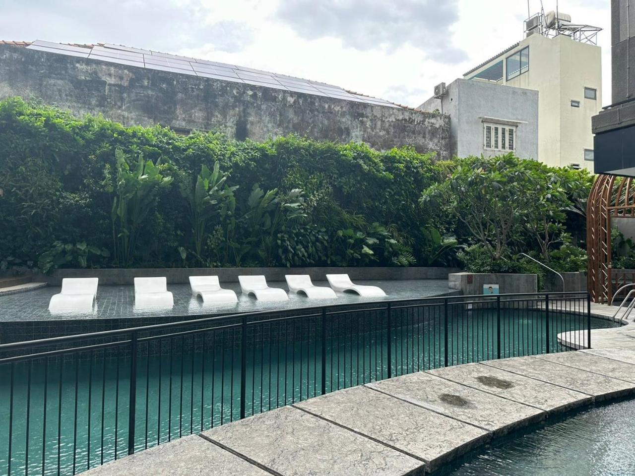 Luxury 2 Or 3Br Apartment In Dist 1 N Pool, Gym, Airport Pickup Ho Si Minh-város Kültér fotó